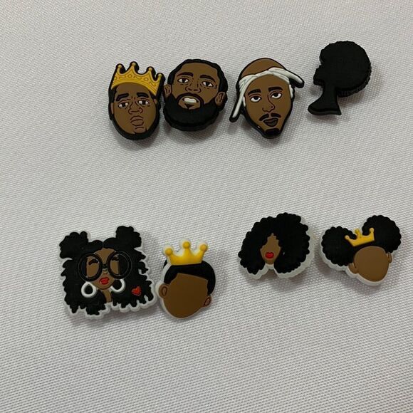 Bracelet with 20 pc pop on decor- can also be used on Crocs shoes - Picture 2 of 6